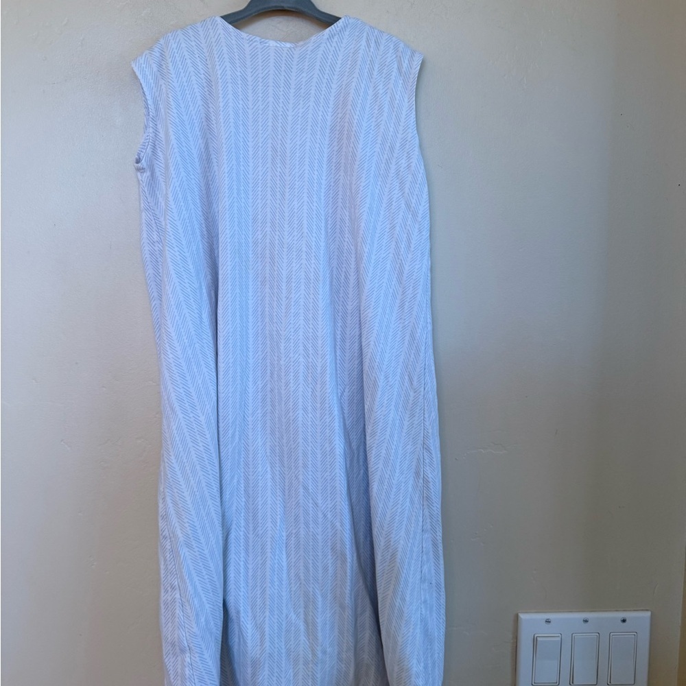 Cozy Kids Sleeveless One Piece in Blue and White - Picture 2 of 4